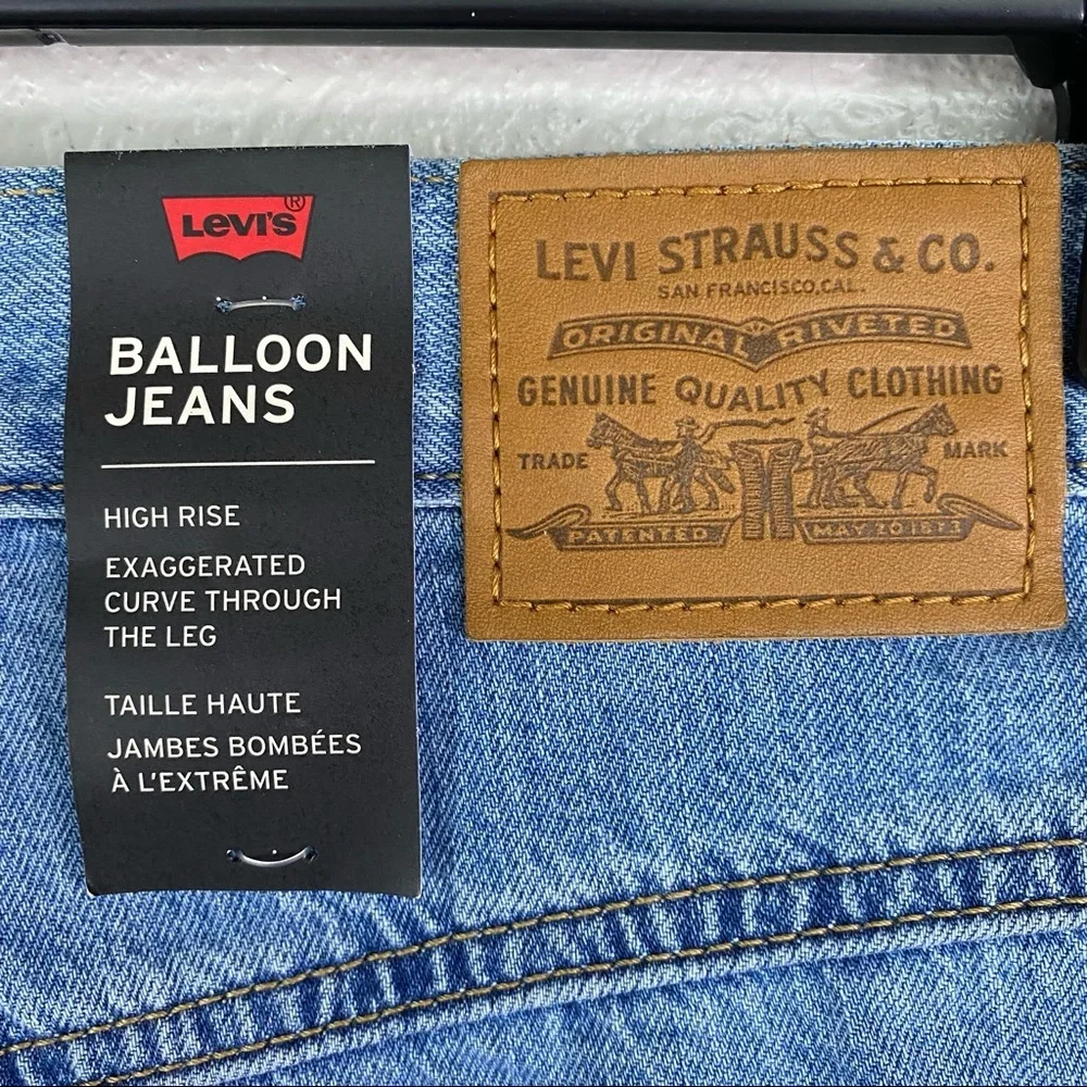 Levi’s New Big E Balloon 80’s Style‎ Jeans size 23